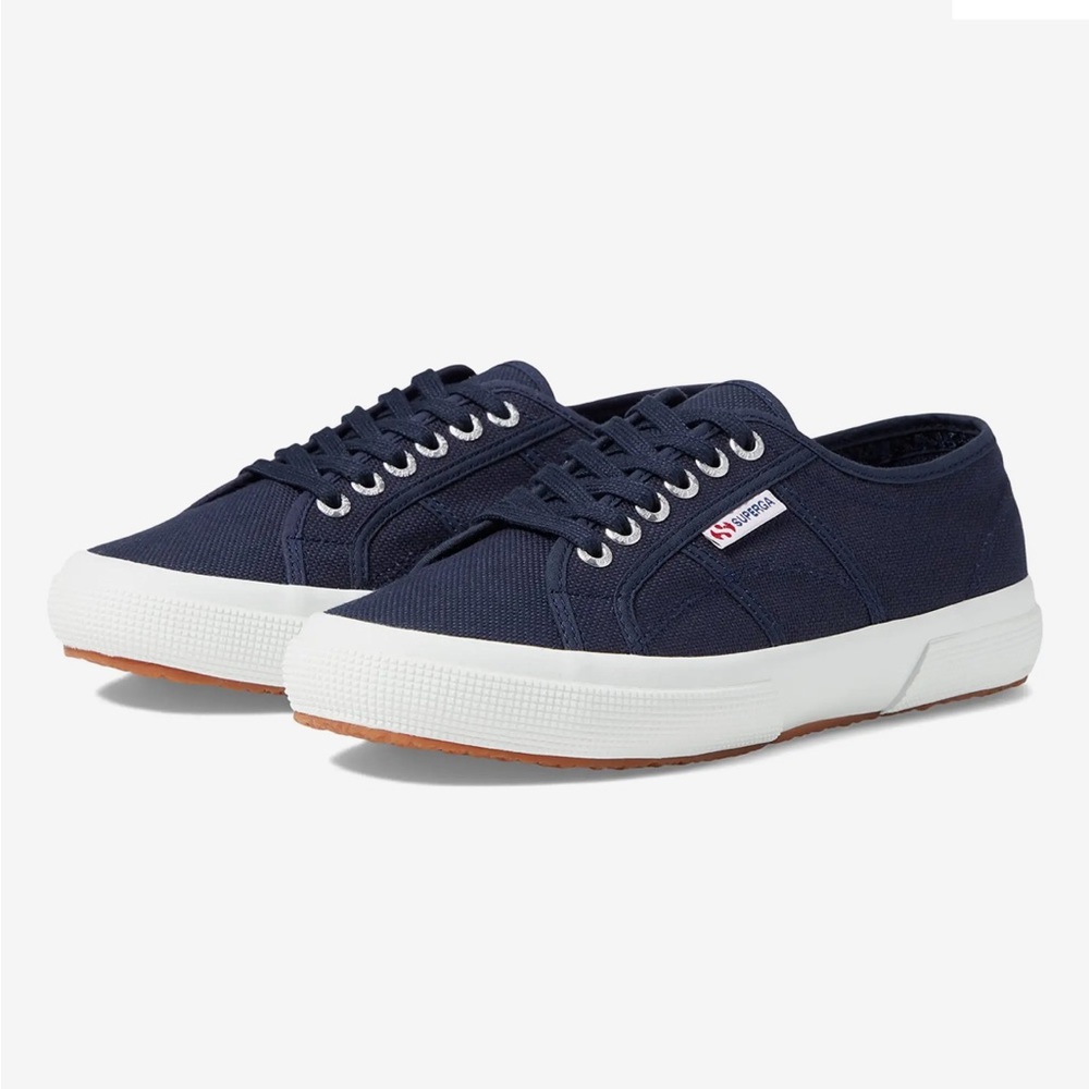 Superga Women's 2750 Cotu Classic Sneaker